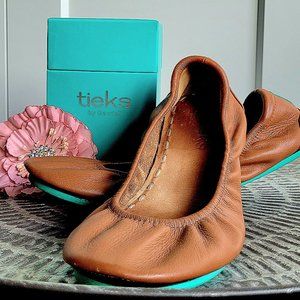 Camel Tieks 9